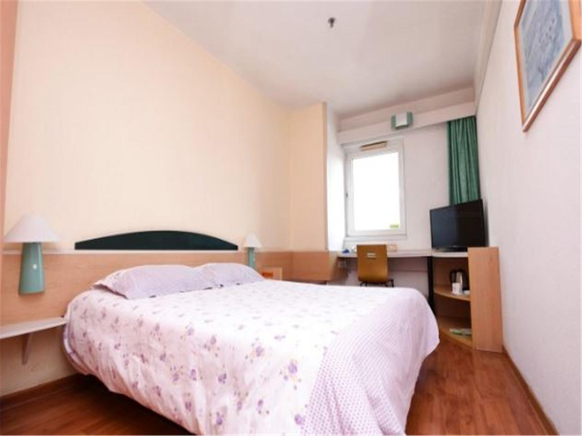 Motel Qingdao Jiaonan Renmin Road Business Street Exterior photo